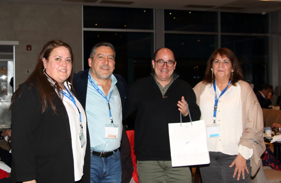 En HES creemos en el valor de las personas y en construir un equipo fuerte y comprometido.